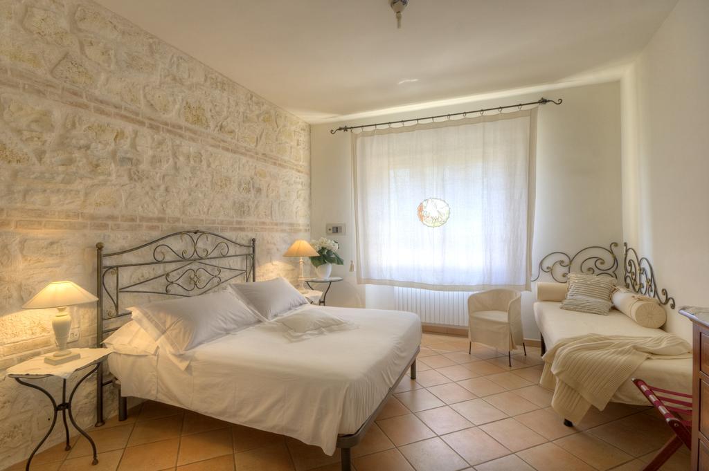 Guest House Villa Eva Sirolo Buitenkant foto